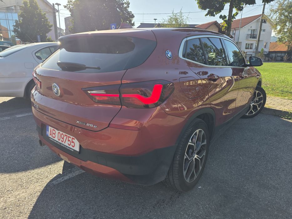 BMW X2 HYBRID 220CP ch Business Design