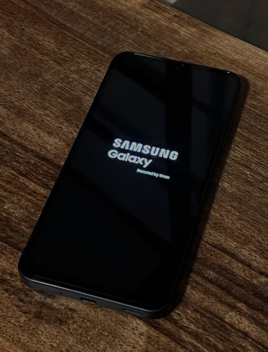 Vând Samsung Galaxy A 16 ca nou