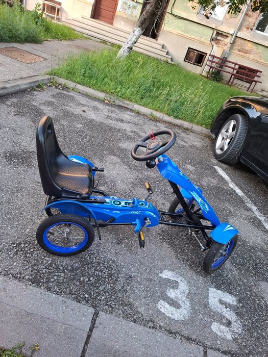 Cart cu pedale pentru copii