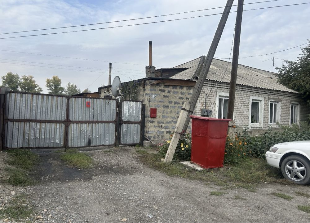 Продам дом,районе рсу 1. Очень теплый