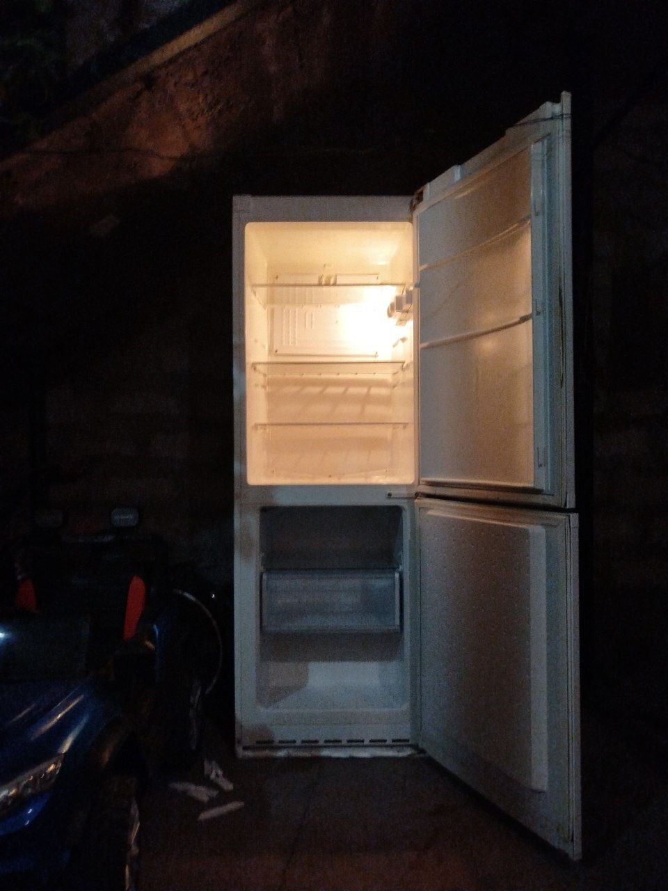 Xolodilnik Bosch yaxshi xolatda