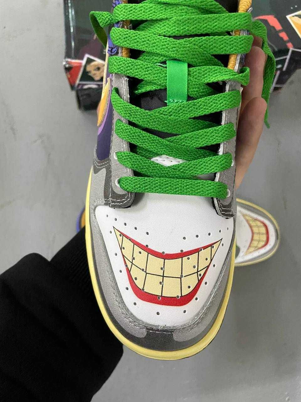 Nike Sb Dunk Low The Joker & Batman Merge
