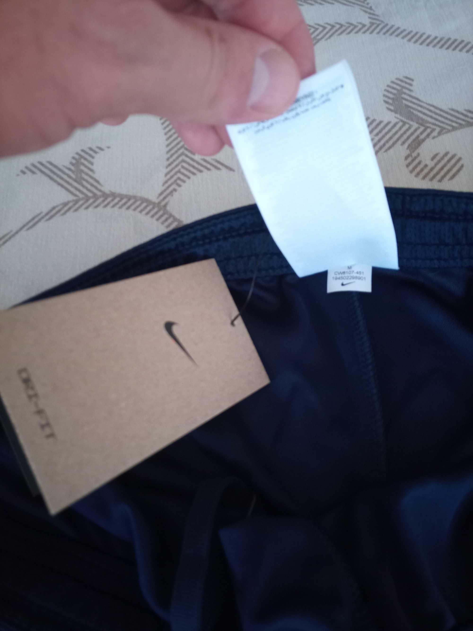 Нови оригинални Nike Мъжки шорти Найк къси панталони