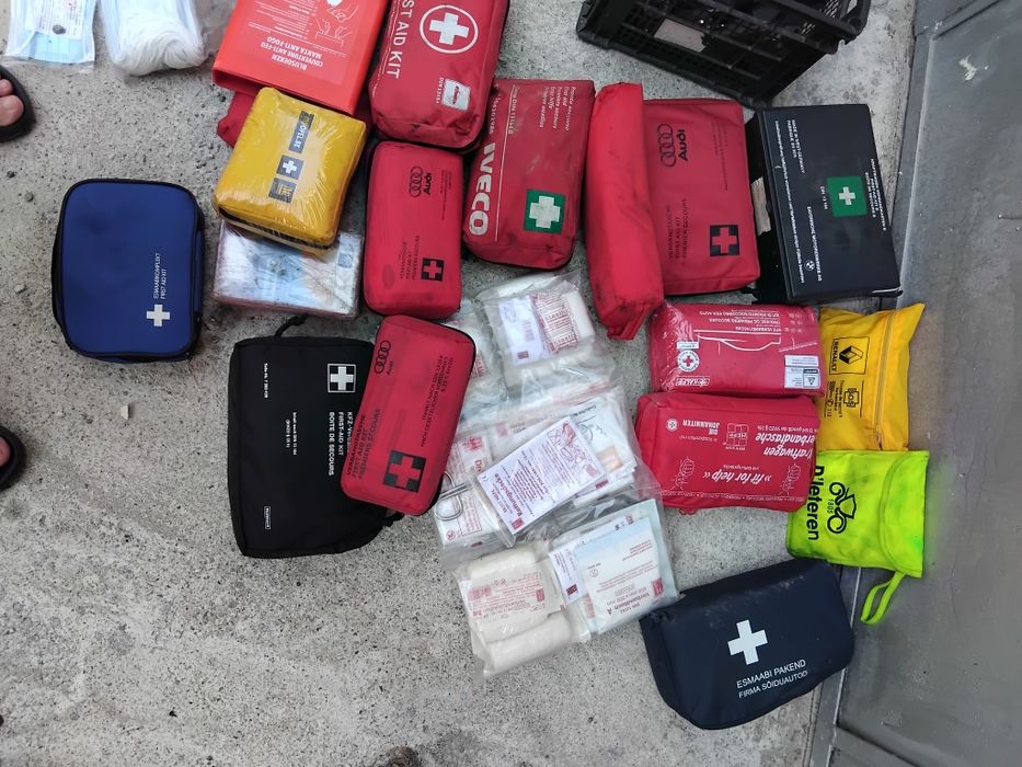 Аптечки за всички видове автомобили