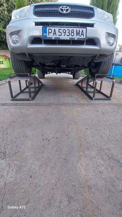 Рампи Естакади за автомобили чисто нови