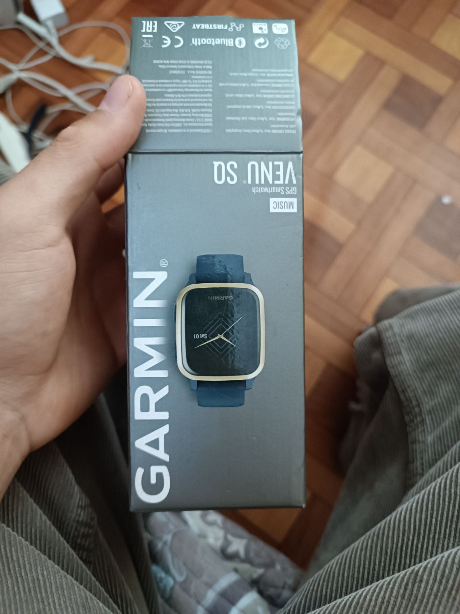 Часы Garmin venu sq