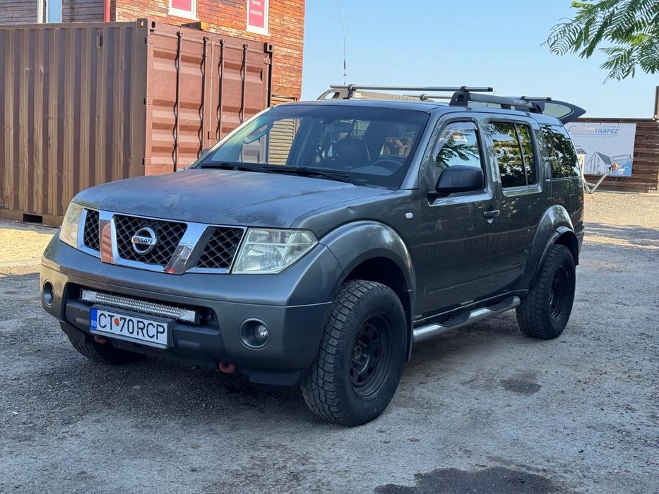 Nissan Patfinder 2.5