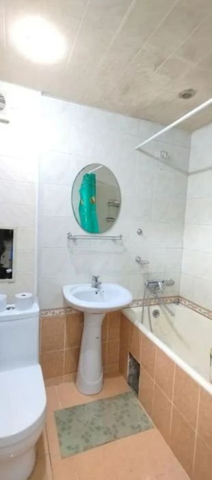 Квартира продаётся Чиланзар 5 квартал 2/4/4 балк 2*6 спорт товары