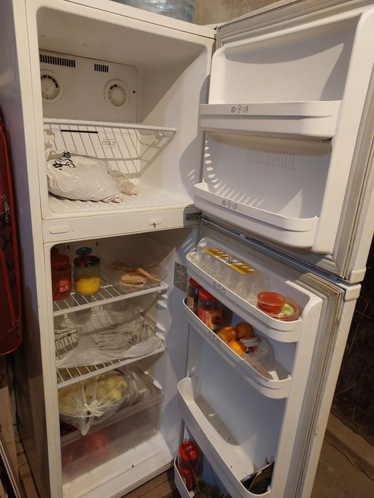 Халадилник продаю