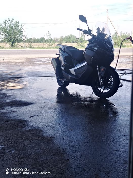 Skuter sotiladi benzin