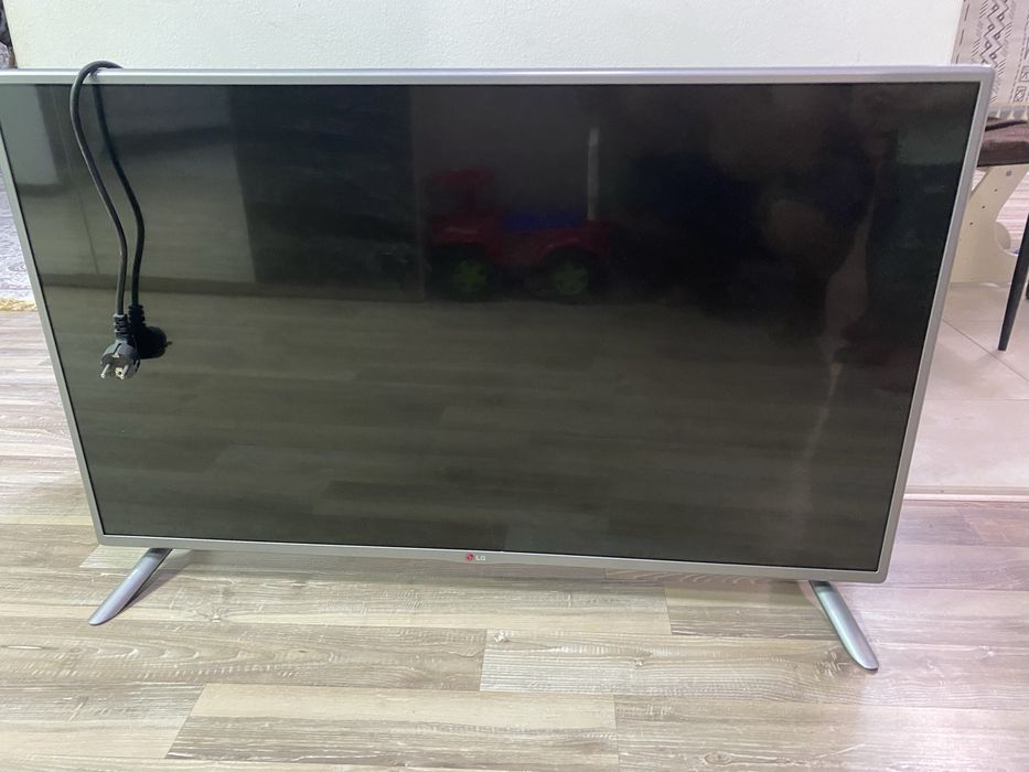 Телевизор LG смарт-тв