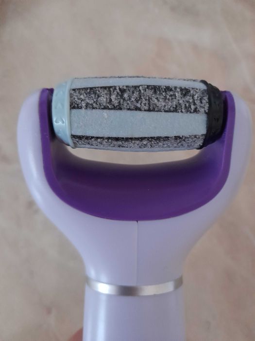 Pilă electrică călcâie Scholl 2in1