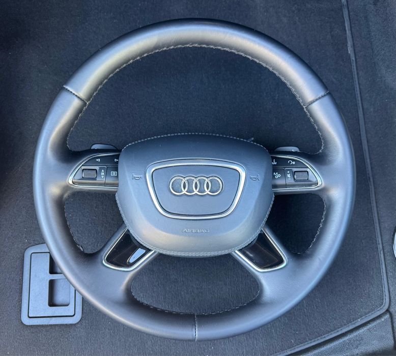 Volan Audi A8  A4 A6 A7 cu airbag in piele