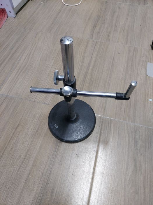 Продам штатив для микроскопа