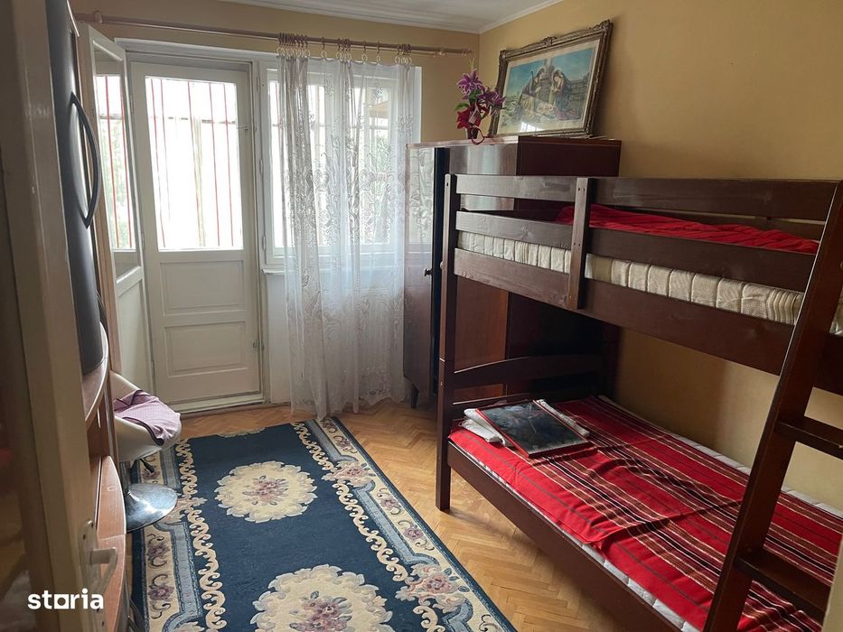 Apartament 2 camere,decomandate,Zona Closca