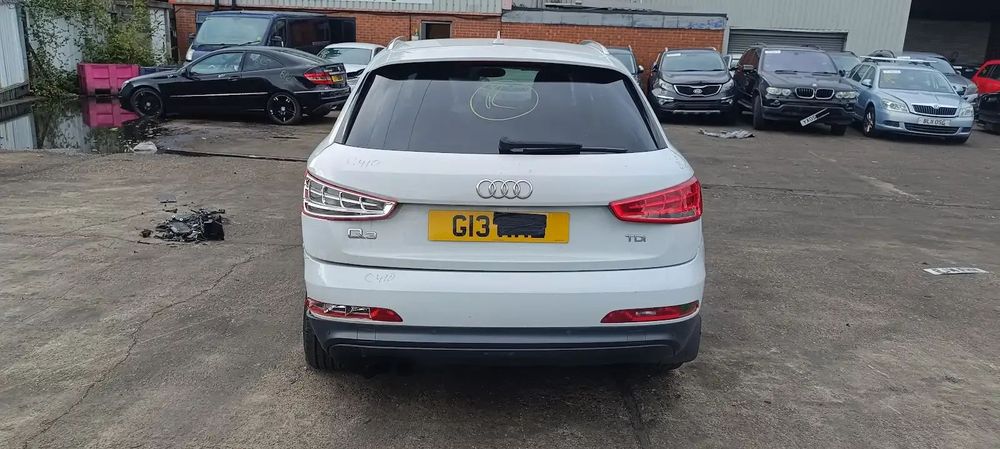 Dezmembrari / Dezmembrez AUDI Q3 (8UB) [Fabr 2011-2018] 2.0 TDI CFFB cutie viteze manuala cod culoare LS9R