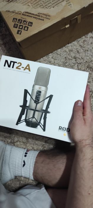 Microfon studio Rode Nt2a nou
