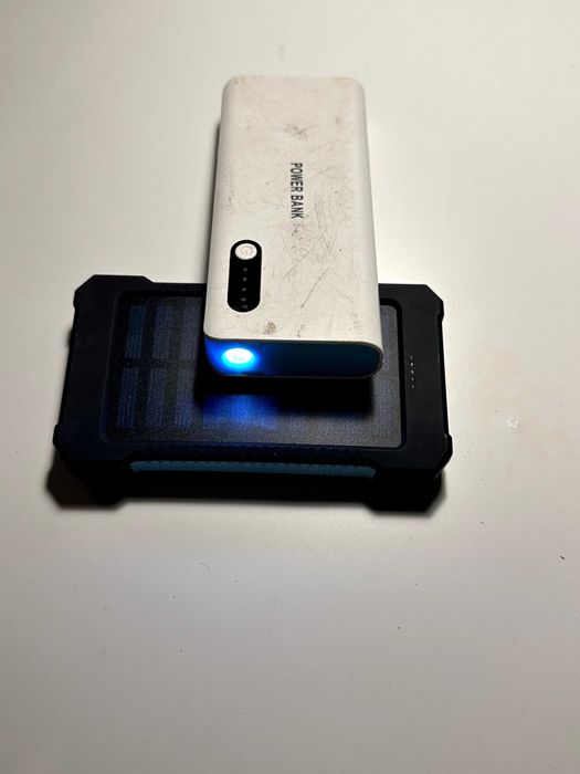 2 Baterii externe
