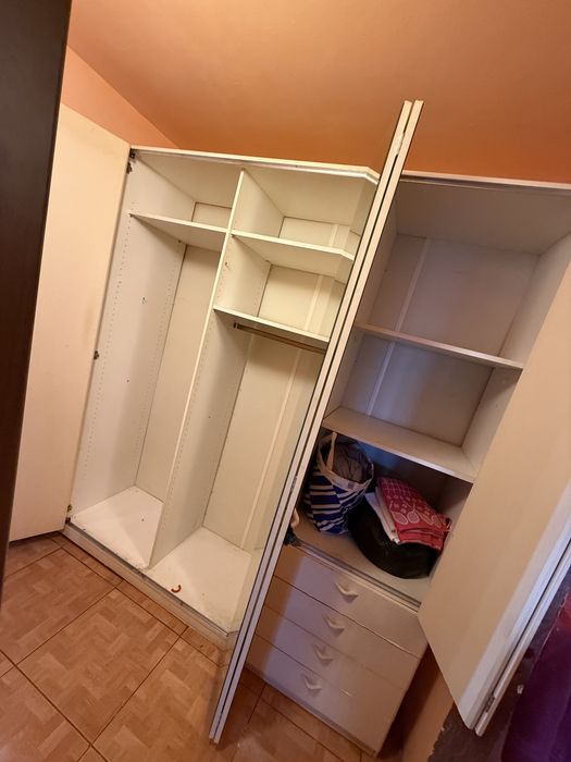 Dulap de haine / Sifonier