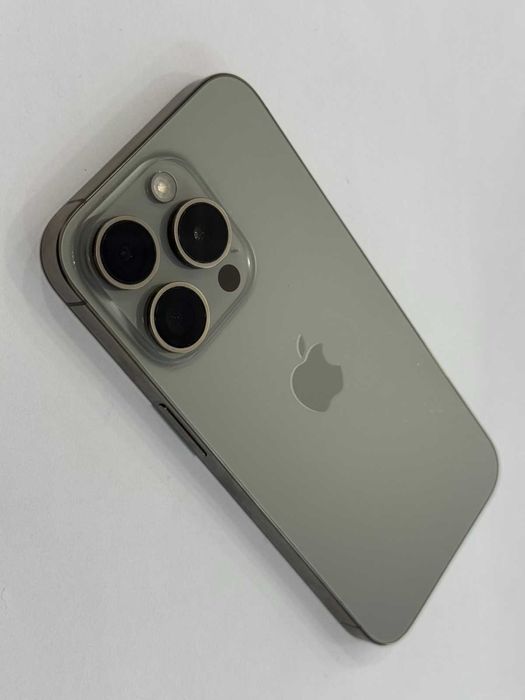 iPhone 15 Pro 128GB -Natural Titanium