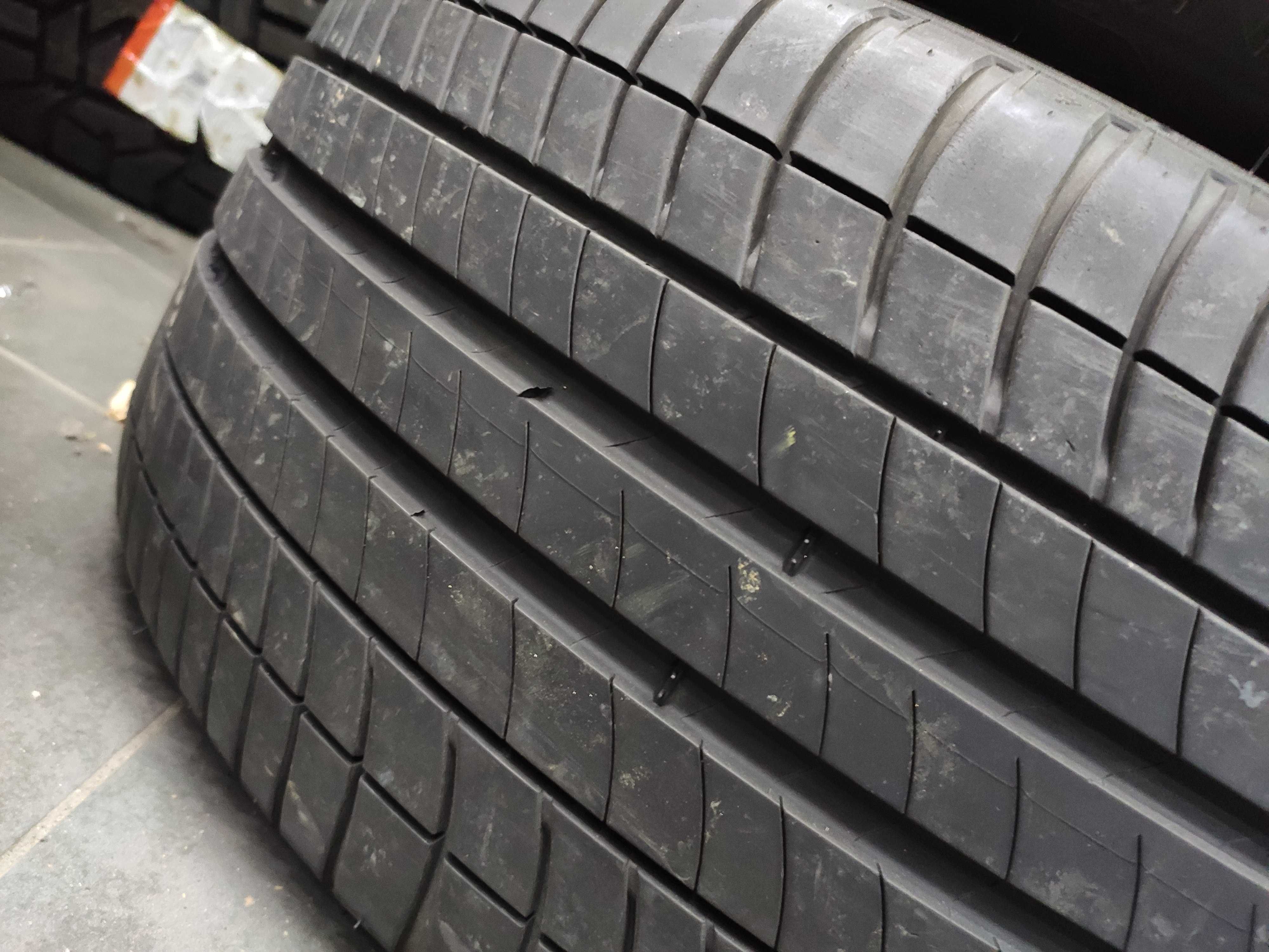 Летни гуми пакет 245 40 19 и 275 35 19 - Michelin Runflat