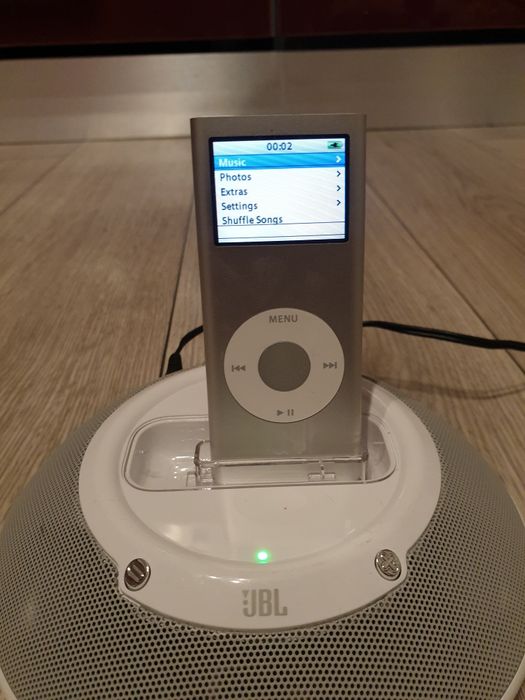 Vand ipod A1199 si doc Jbl on stage micro