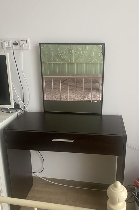 Тоалетка цвят Венге