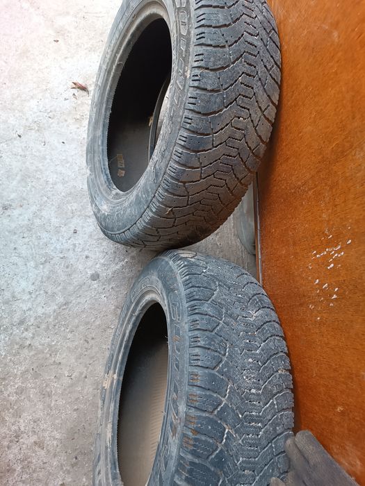 Продам шины зимние