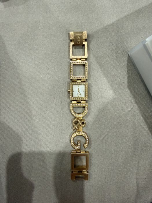 Ceas D&G + cutie