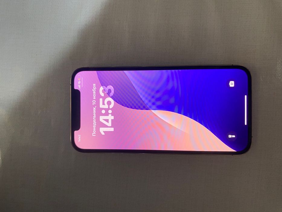 iphone 12 pro прадаеться