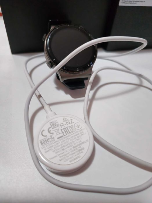 Huawei watch GT 2 PRO  cu cablu încărcare original si  cutie originala