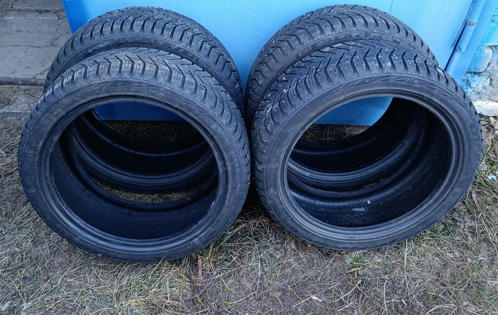 Зимняя резина в хорошем состиянии