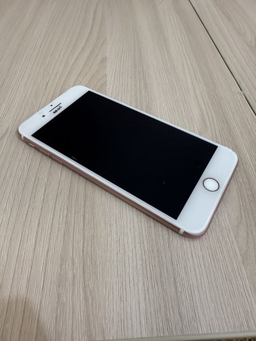 iPhone 7plus розовый