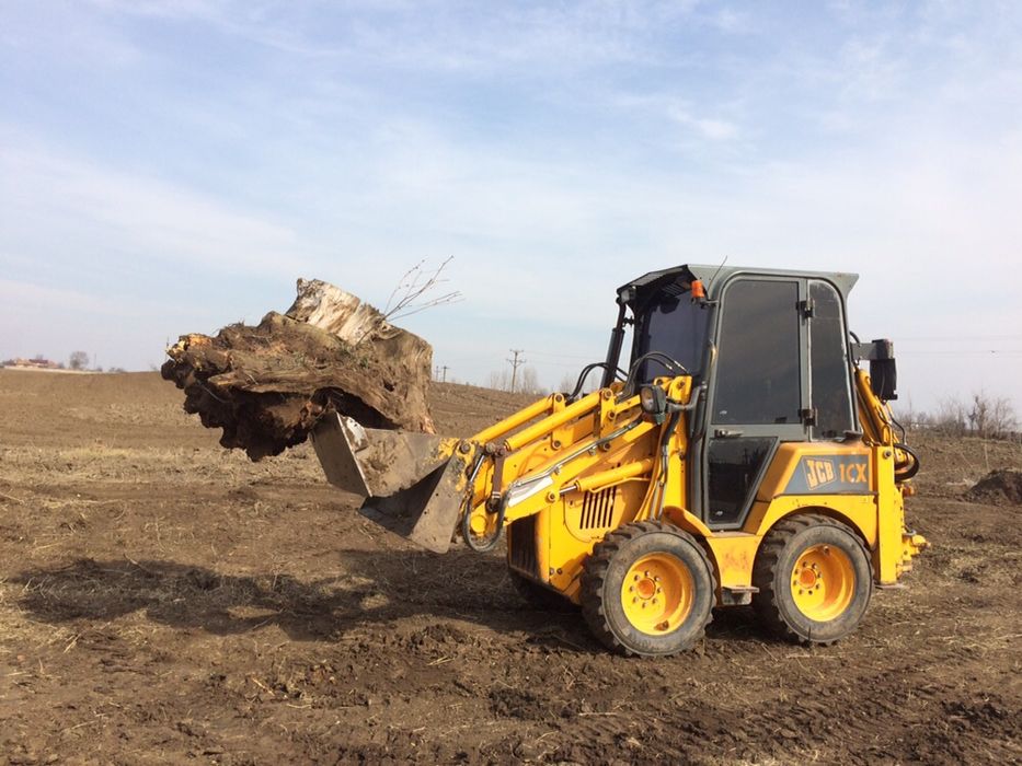 Santuri fundatie sapatura inchiriez Miniexcavator BobCat Excavator