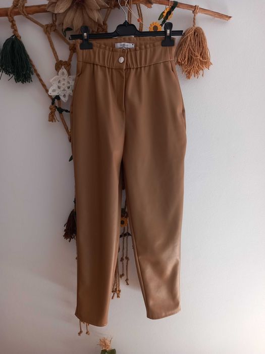 Pantaloni reserved impecabili piele artificială, mărimea xs