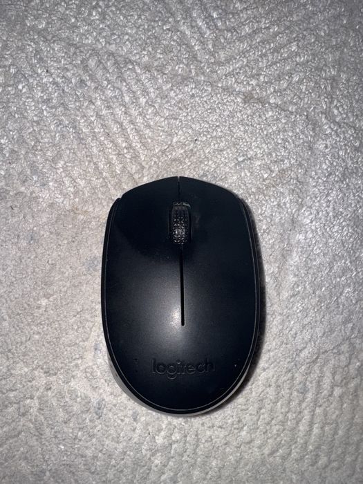 Продам мышку Logitech
