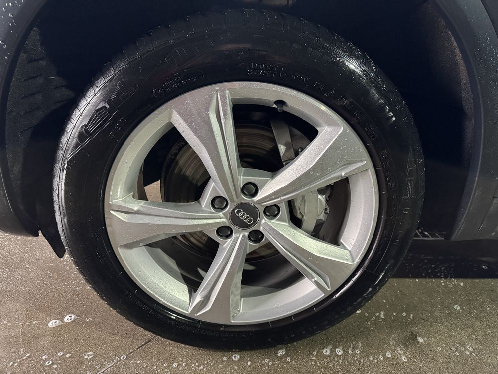 Audi Q5 , 2019 luna octombrie