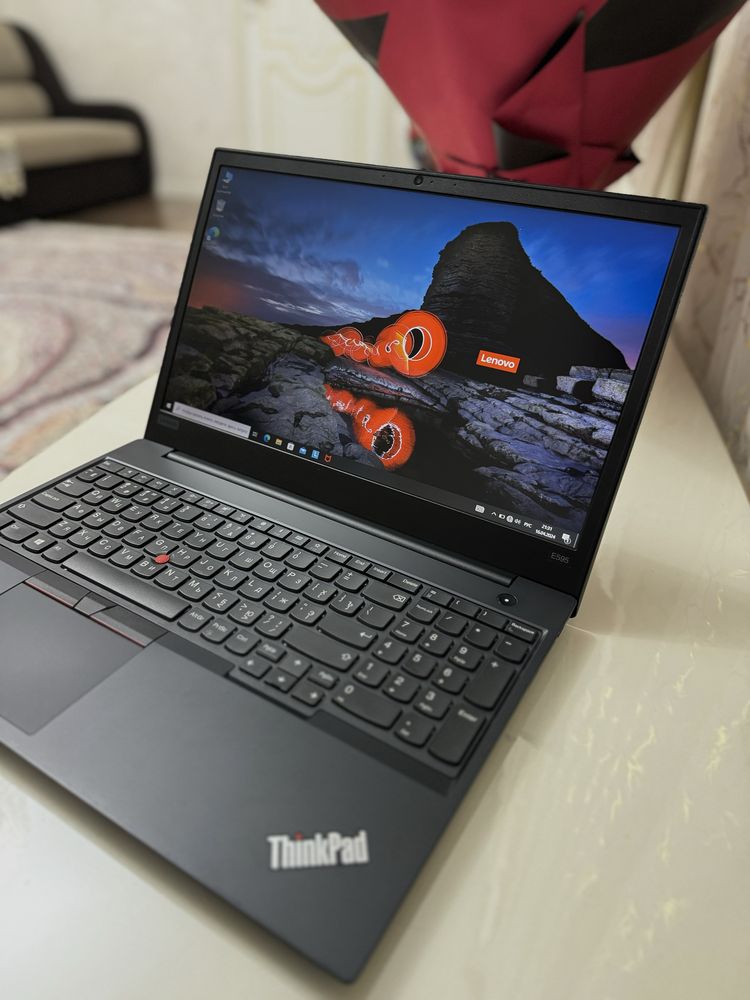 Lenovo ThinkPad 15/ SSD:256GB+HDD:1000GB/ Ryzen 5