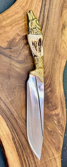 Ръчно изкован нож