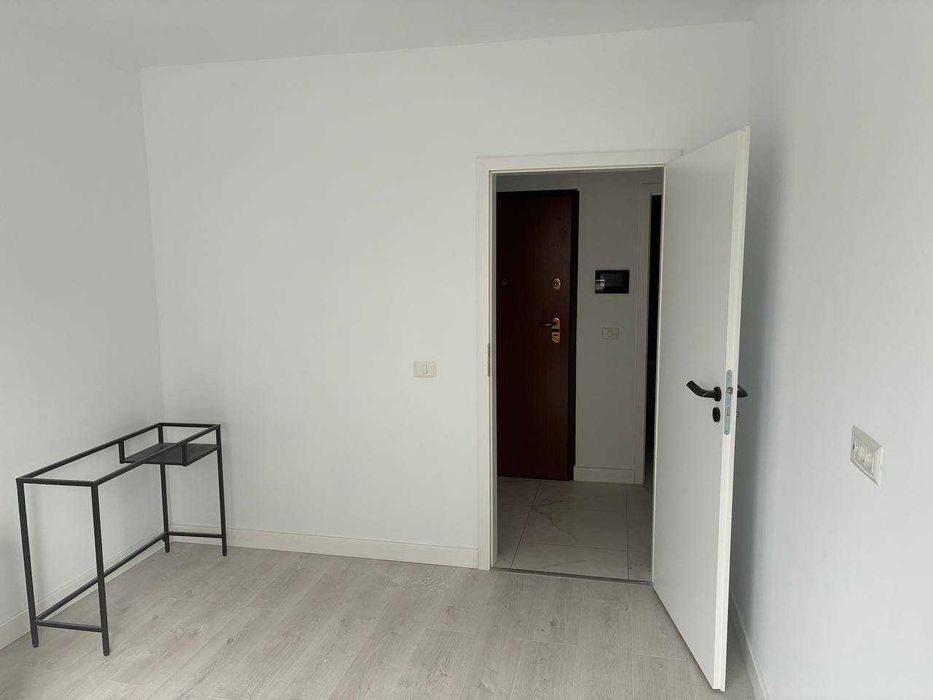 Apartament de închiriat – 2 camere, parter