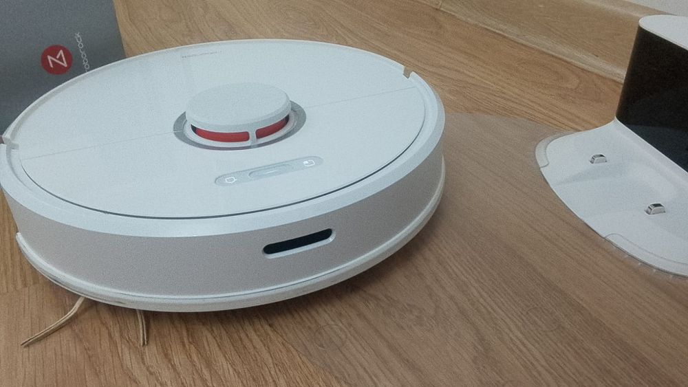 Робот пылесос Roborock S6