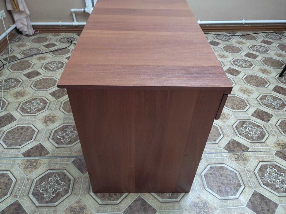 stol dlya kompyutera