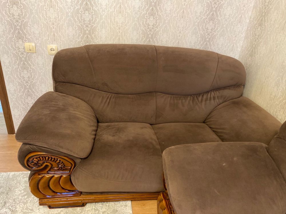 Продам диван тройка 3+2+1