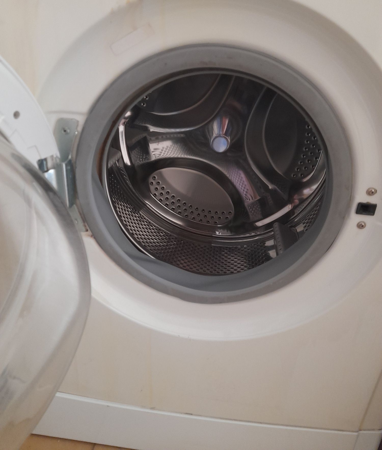 Пералня INDESIT WI-82