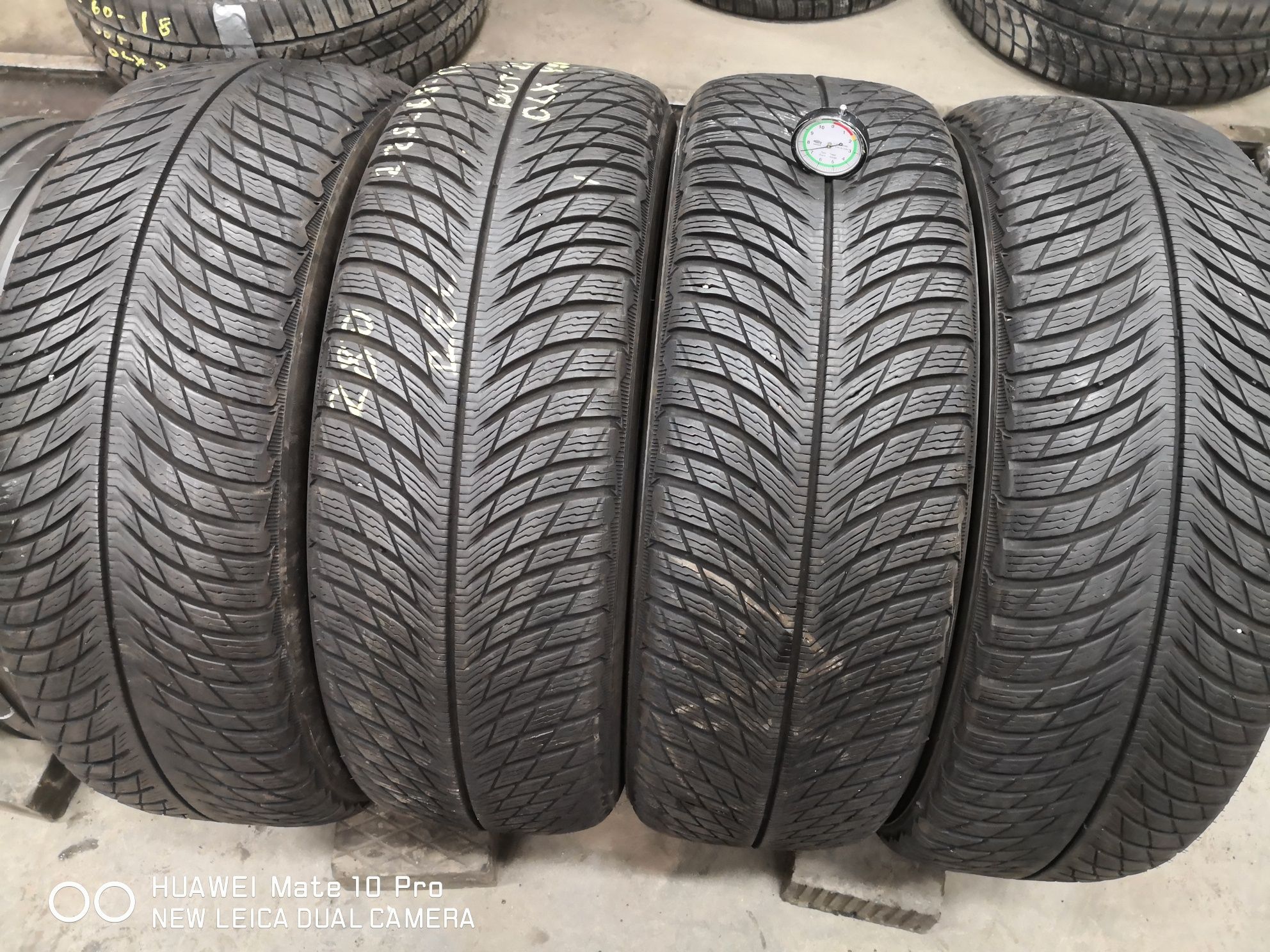 225 65 17 цола гуми като нови Michelin dot 20 21