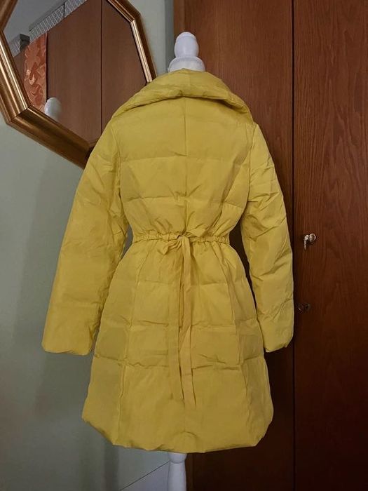Palton Haina lunga, noua, matlasata 80% puf