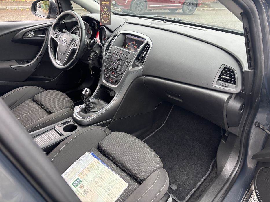 Opel Astra J  Facelift/Euro 6 /2015 / Distibutie schimbata /Led