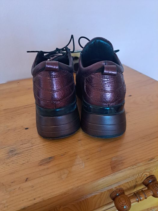 Обувки от естествена кожа