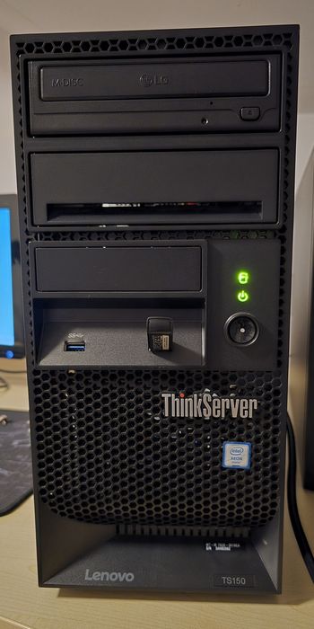Server Lenovo ThinkServer TS150, Xeon Quad Core E3-1225 v5, 8GB DDR4