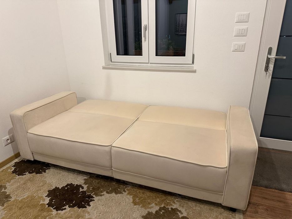 Canapea nouă extensibilă crem modernă